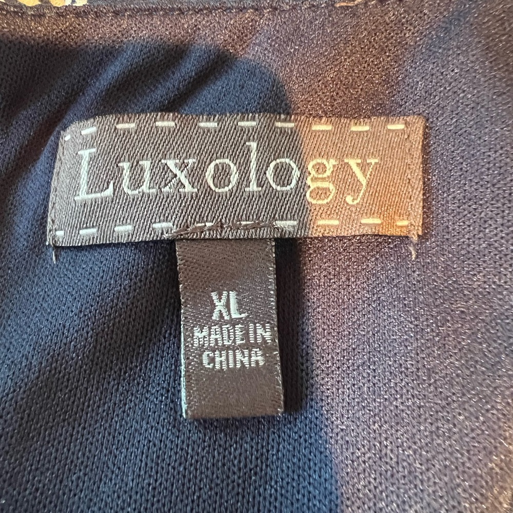 Luxology Navy and White crop jumper